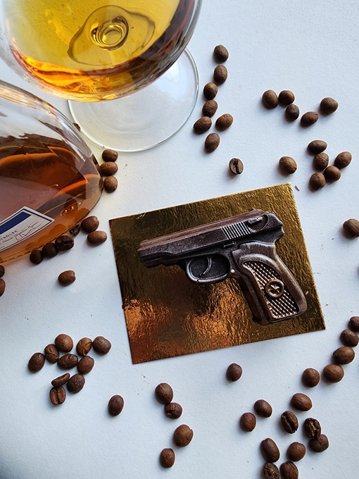 Фигурка шоколадная "Пистолет ПМ"