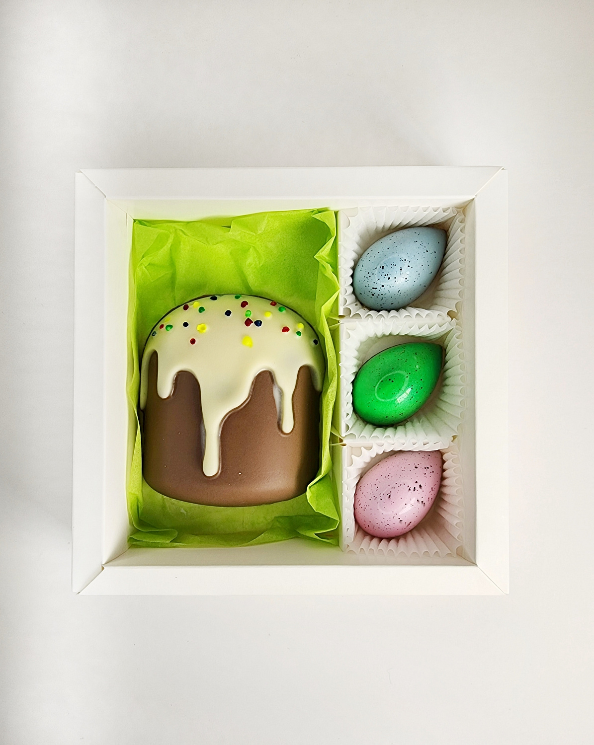 Набор конфет «Кулич пасхальный с яйцами»