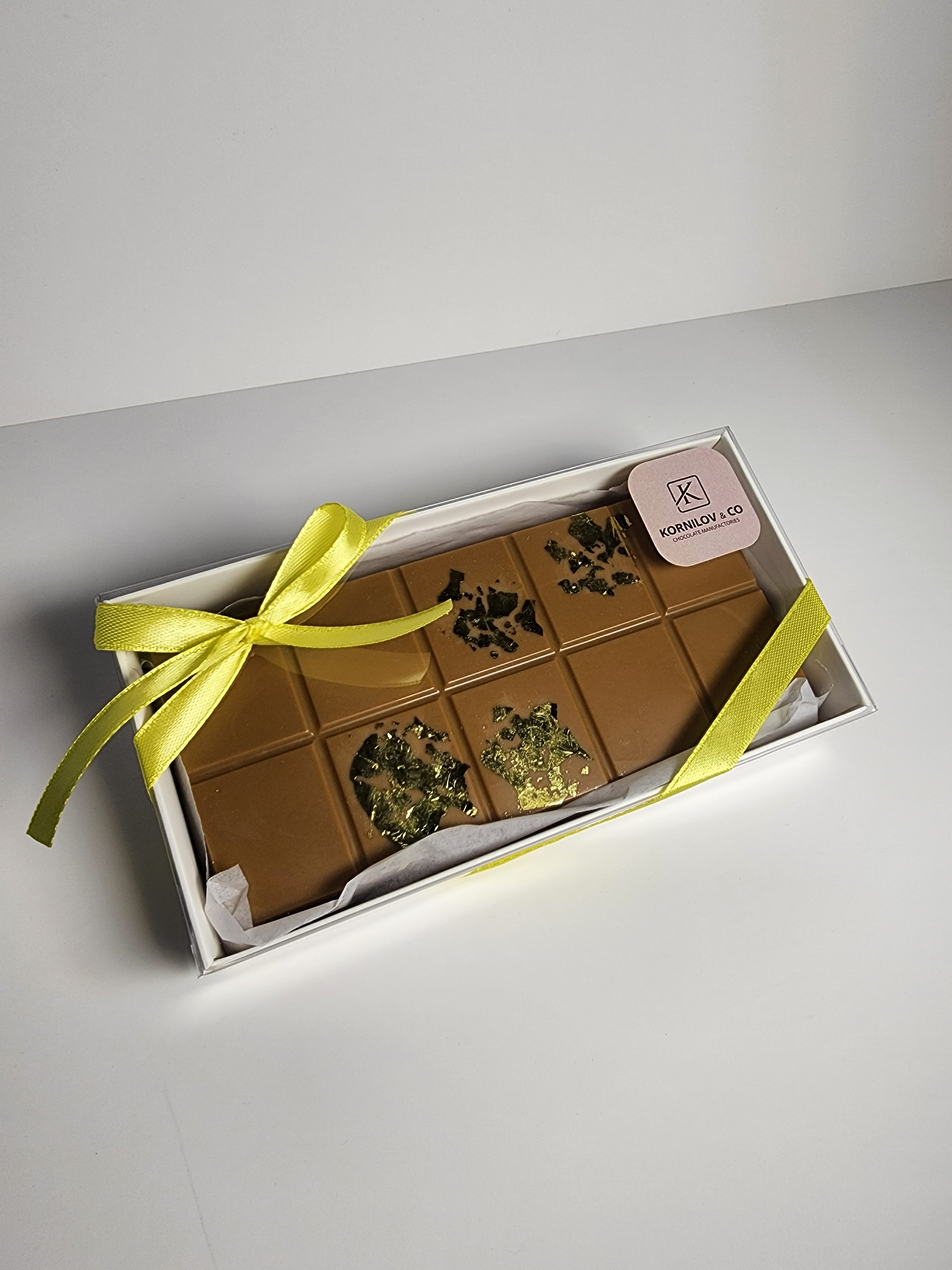 Шоколадная плитка «Манго-взрывная карамель»